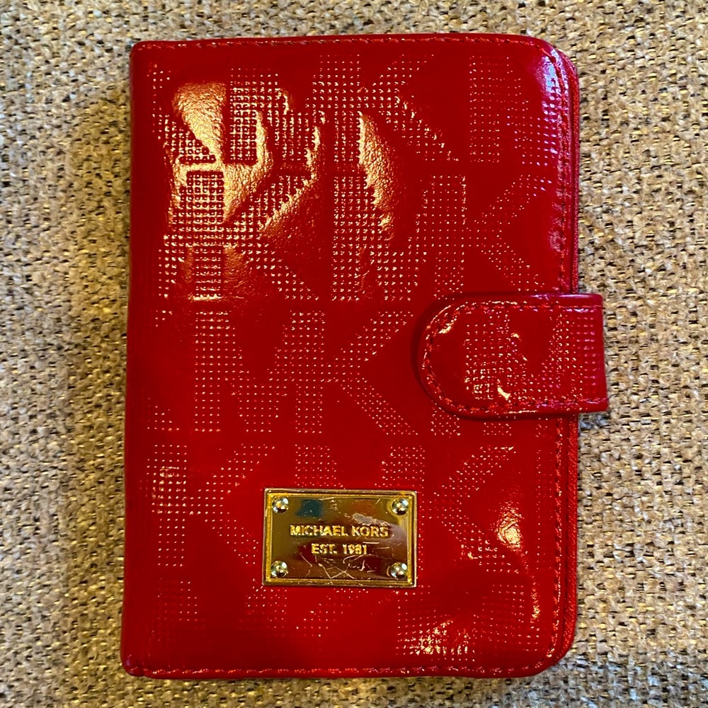 Michael Kors patent leather red folding wallet